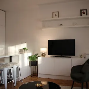 https://m2-apartman.egerhotels.net