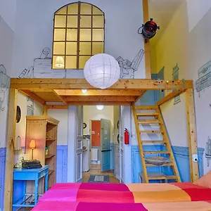 Lavender Circus Hostel, Doubles&ensuites Boedapest