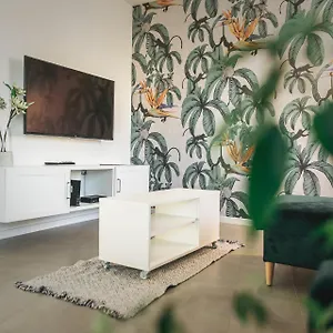 https://nadas-apartman.szeged-hotels.com