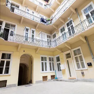 Apartamento 4 Westend, Budapest